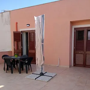 https://damaste-casa-vacanze-pachino.sicilyhotelsitaly.net