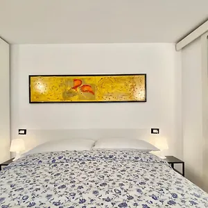 https://casaviva-comfy-central-bilo-in-genova.hotelitalianriviera.com