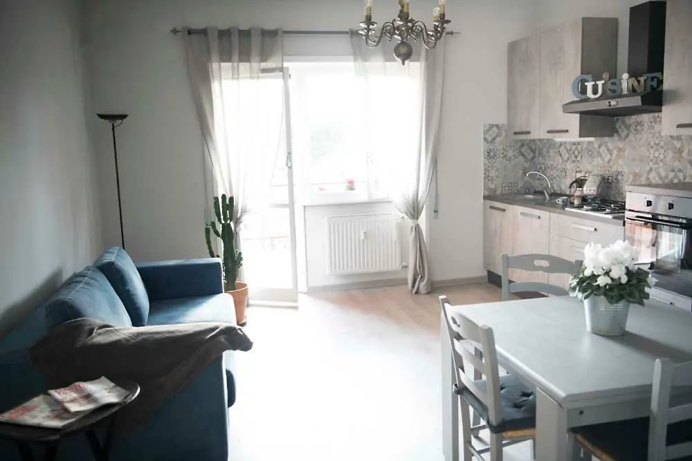 Green View Apartment Rome 0*,